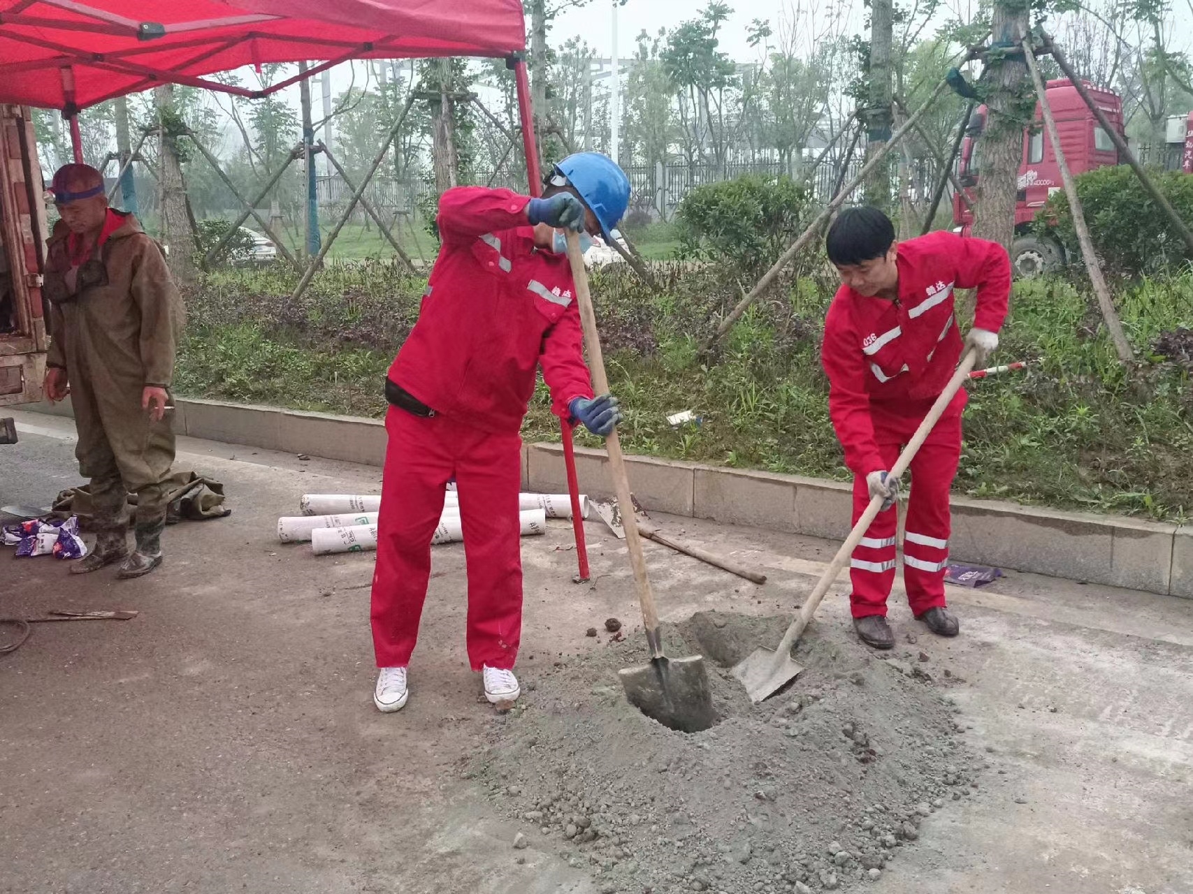 上思管道疏通哪家好】及时进行市政管道清淤